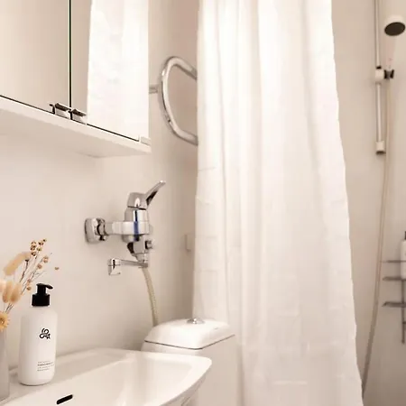 شقة Luminous In Kallio / Amazing Location هلسنكي
